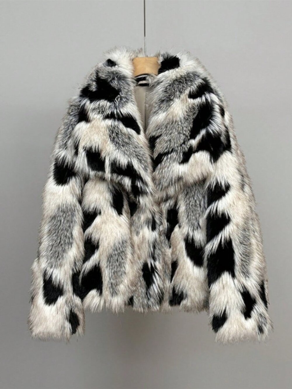 White Women's Crew Culture Elegance Faux Fox Fur Coat